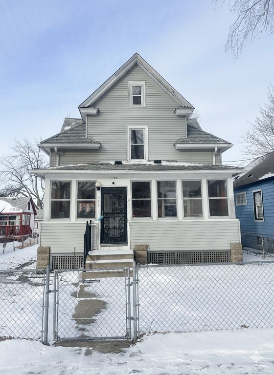 671 Van Buren Avenue, Saint Paul, MN 55104