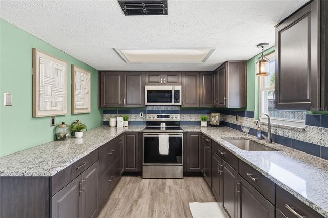 26359 EAHNESTOCK STREET, Brooksville, FL 34602