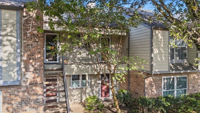 2535 Wedglea Drive 224, Dallas, TX 75211