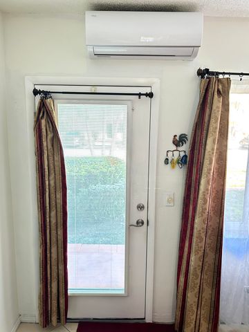920 SW 11th Avenue 5d, Hallandale Beach, FL 33009