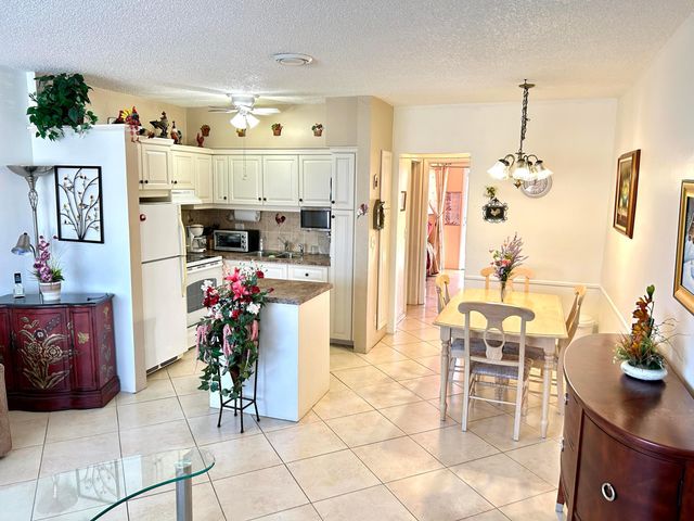 920 SW 11th Avenue 5d, Hallandale Beach, FL 33009