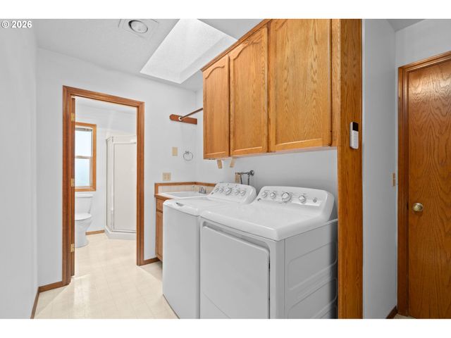 495 Sw 167TH Ave, Beaverton, OR 97006