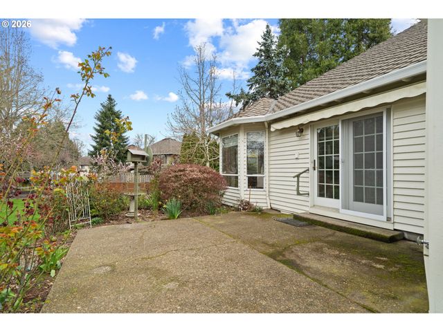 495 Sw 167TH Ave, Beaverton, OR 97006