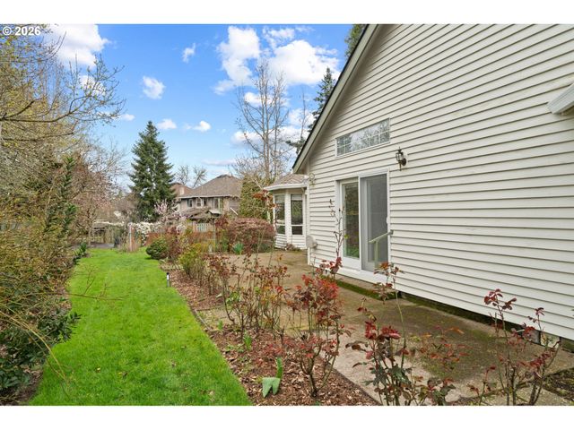 495 Sw 167TH Ave, Beaverton, OR 97006