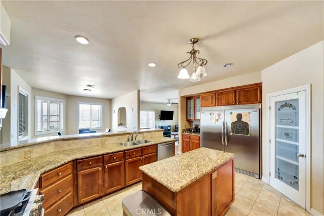 16092 Knoll Drive, California City, CA 93505