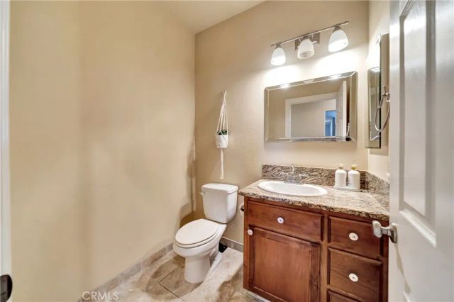 16092 Knoll Drive, California City, CA 93505