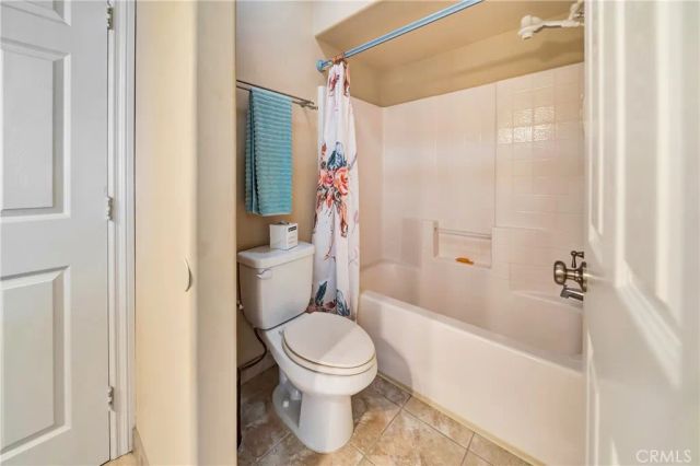 16092 Knoll Drive, California City, CA 93505