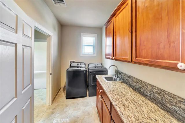 16092 Knoll Drive, California City, CA 93505