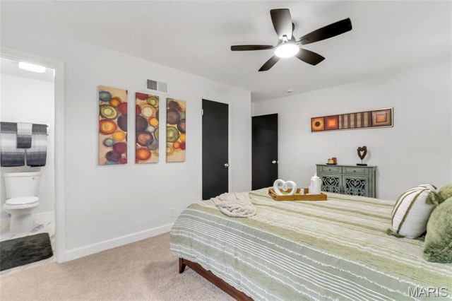 11 Hazelwood Lane, Hazelwood, MO 63042