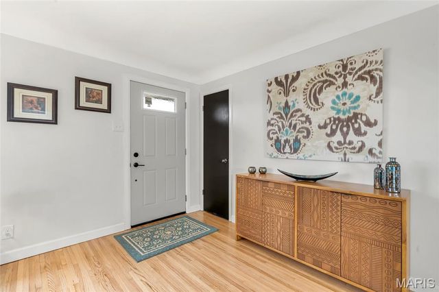 11 Hazelwood Lane, Hazelwood, MO 63042