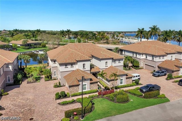 8839 Nautical Landing CIR 201, Naples, FL 34120