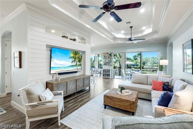 8839 Nautical Landing CIR 201, Naples, FL 34120