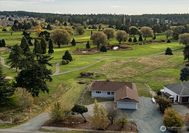 2312 Fairway Lane, Oak Harbor, WA 98277