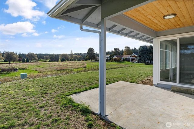 2312 Fairway Lane, Oak Harbor, WA 98277