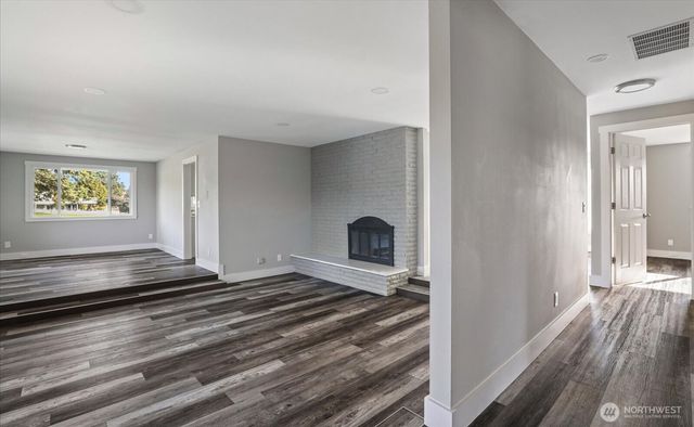 2312 Fairway Lane, Oak Harbor, WA 98277