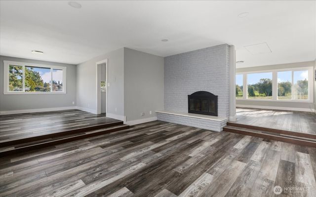 2312 Fairway Lane, Oak Harbor, WA 98277