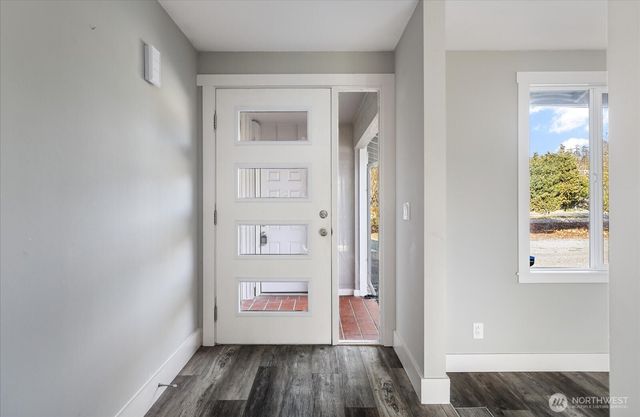 2312 Fairway Lane, Oak Harbor, WA 98277