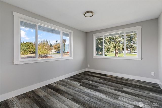 2312 Fairway Lane, Oak Harbor, WA 98277