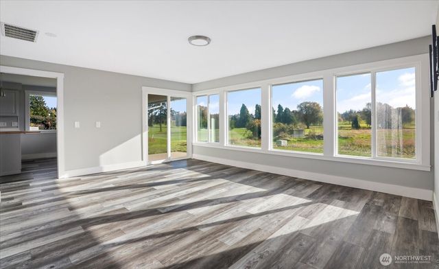 2312 Fairway Lane, Oak Harbor, WA 98277