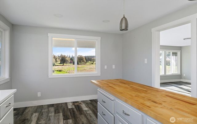 2312 Fairway Lane, Oak Harbor, WA 98277