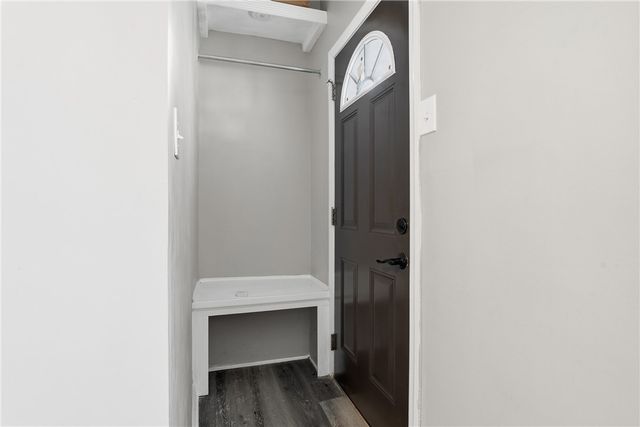 1022 2nd Ave, Coraopolis, PA 15108