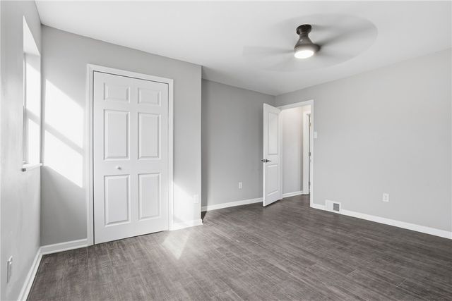 1022 2nd Ave, Coraopolis, PA 15108