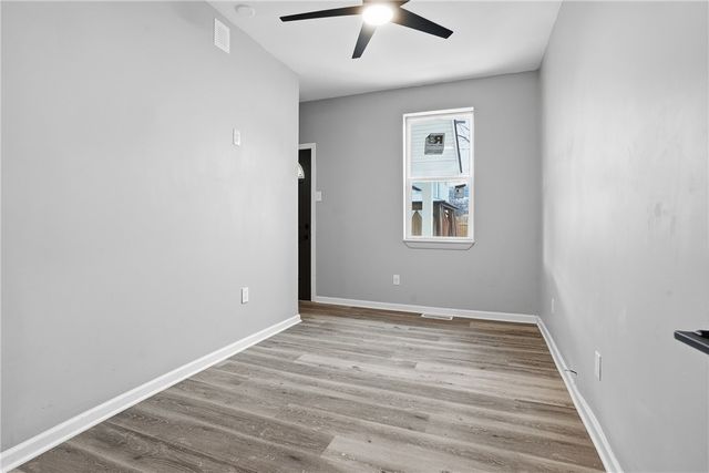 1022 2nd Ave, Coraopolis, PA 15108