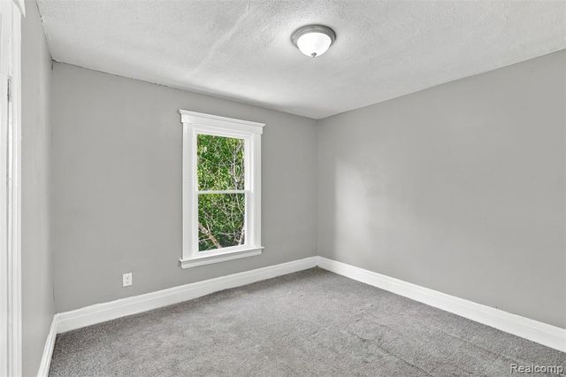 7465 Hanover Street, Detroit, MI 48206
