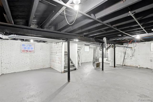 7465 Hanover Street, Detroit, MI 48206