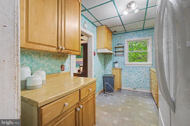 93 LOCUST AVE, Hamilton, NJ 08610
