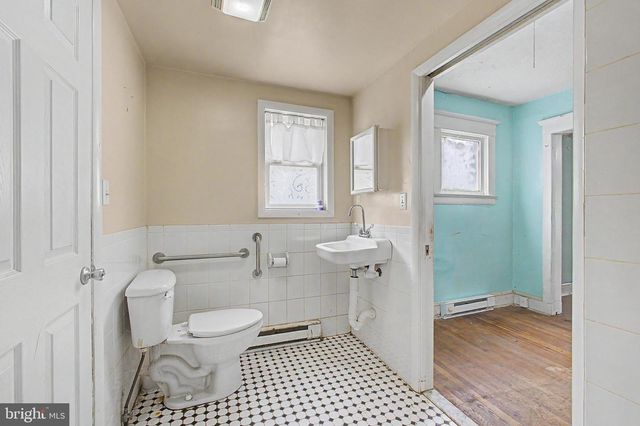 93 LOCUST AVE, Hamilton, NJ 08610
