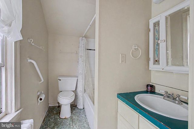 93 LOCUST AVE, Hamilton, NJ 08610