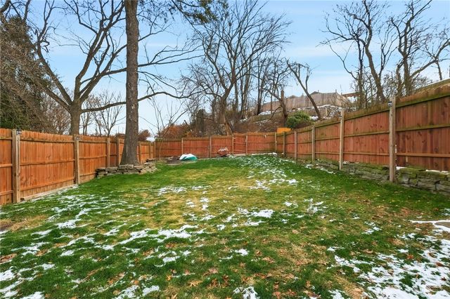 1420 Hawthorne Street, Stanton Heights, PA 15201