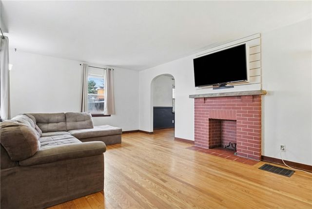 1420 Hawthorne Street, Stanton Heights, PA 15201