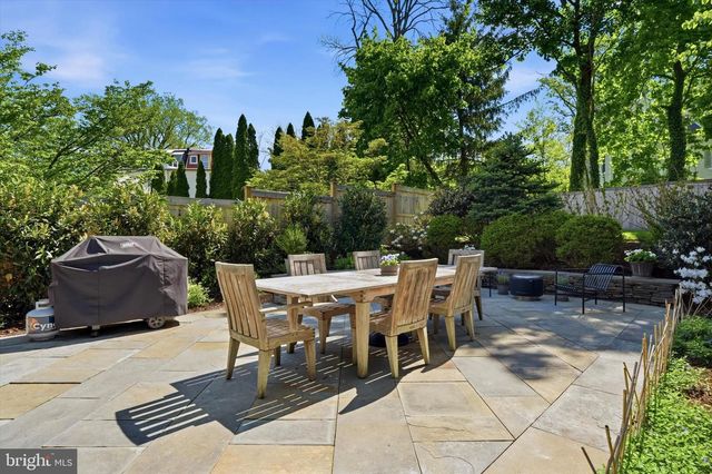36 E CHESTNUT HILL AVE, Philadelphia, PA 19118