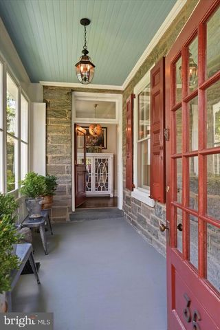 36 E CHESTNUT HILL AVE, Philadelphia, PA 19118
