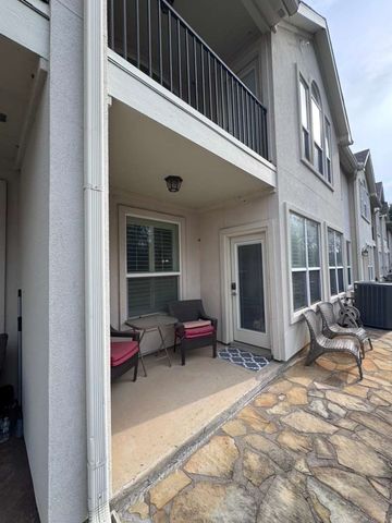 2607 Eagle Drive, Grapevine, TX 76051