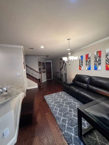 2607 Eagle Drive, Grapevine, TX 76051