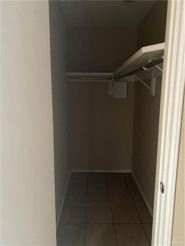 2618 Presidio Drive 3, Edinburg, TX 78539