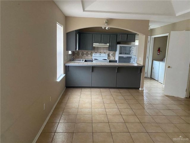 2618 Presidio Drive 3, Edinburg, TX 78539