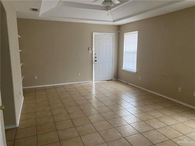 2618 Presidio Drive 3, Edinburg, TX 78539