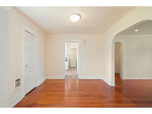 608 16TH Ave, Longview, WA 98632