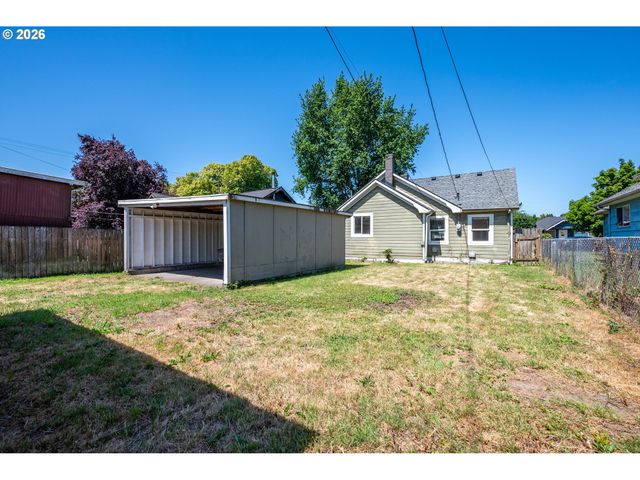 608 16TH Ave, Longview, WA 98632