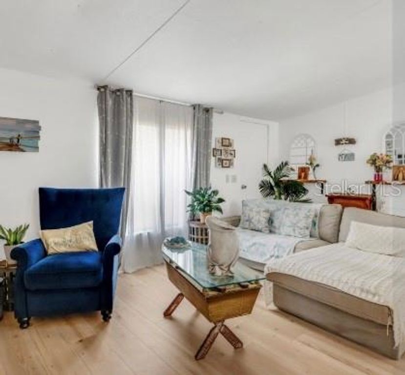 Image 1 of property listing at 1108 AVENUE I, Ormond Beach, FL 32174