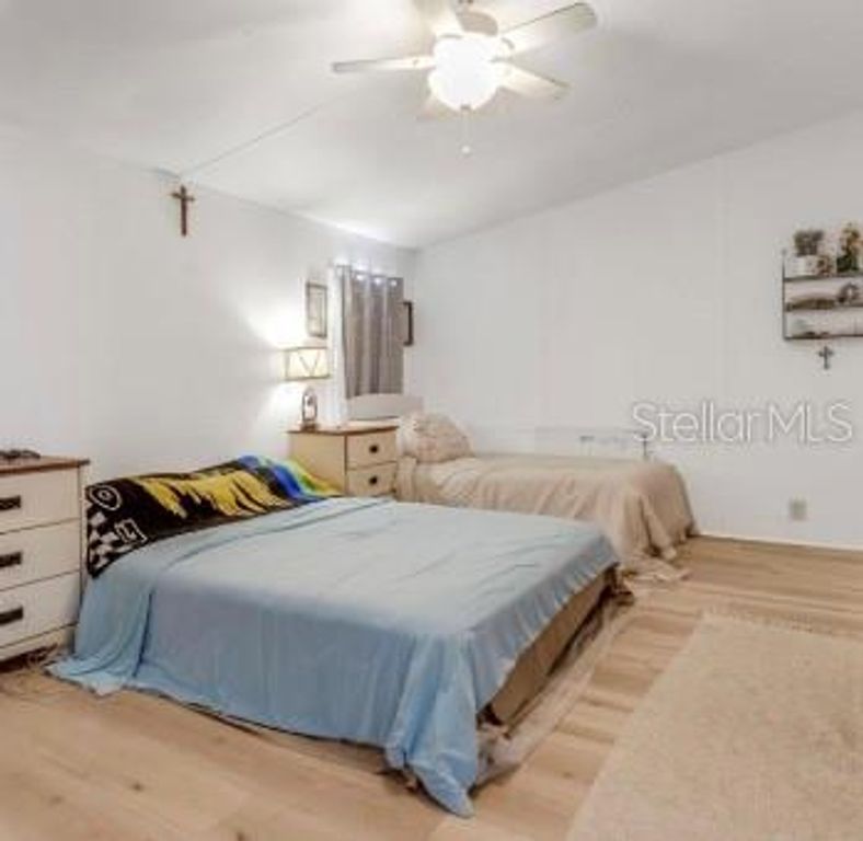 Image 10 of property listing at 1108 AVENUE I, Ormond Beach, FL 32174