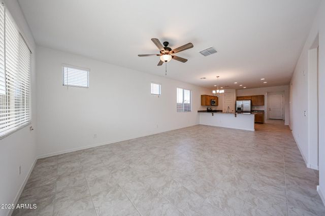 8721 W WINDSOR Boulevard, Glendale, AZ 85305