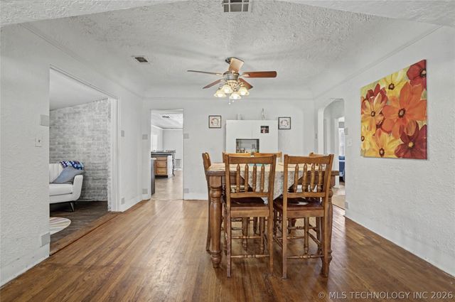 803 S Jamestown Avenue, Tulsa, OK 74112