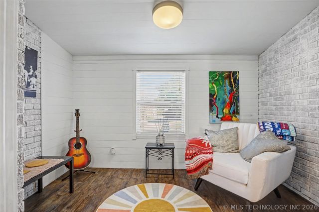 803 S Jamestown Avenue, Tulsa, OK 74112