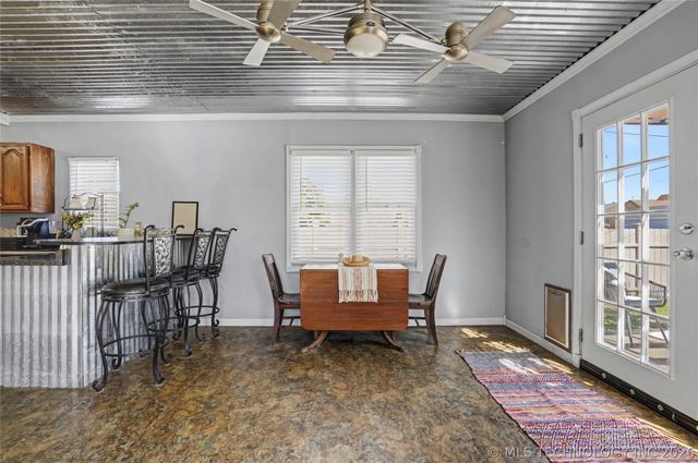 803 S Jamestown Avenue, Tulsa, OK 74112