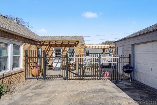 803 S Jamestown Avenue, Tulsa, OK 74112